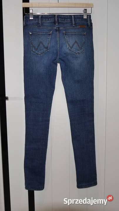 Wrangler świetne spodnie rurki 34 XS Długie Wrocław sprzedam