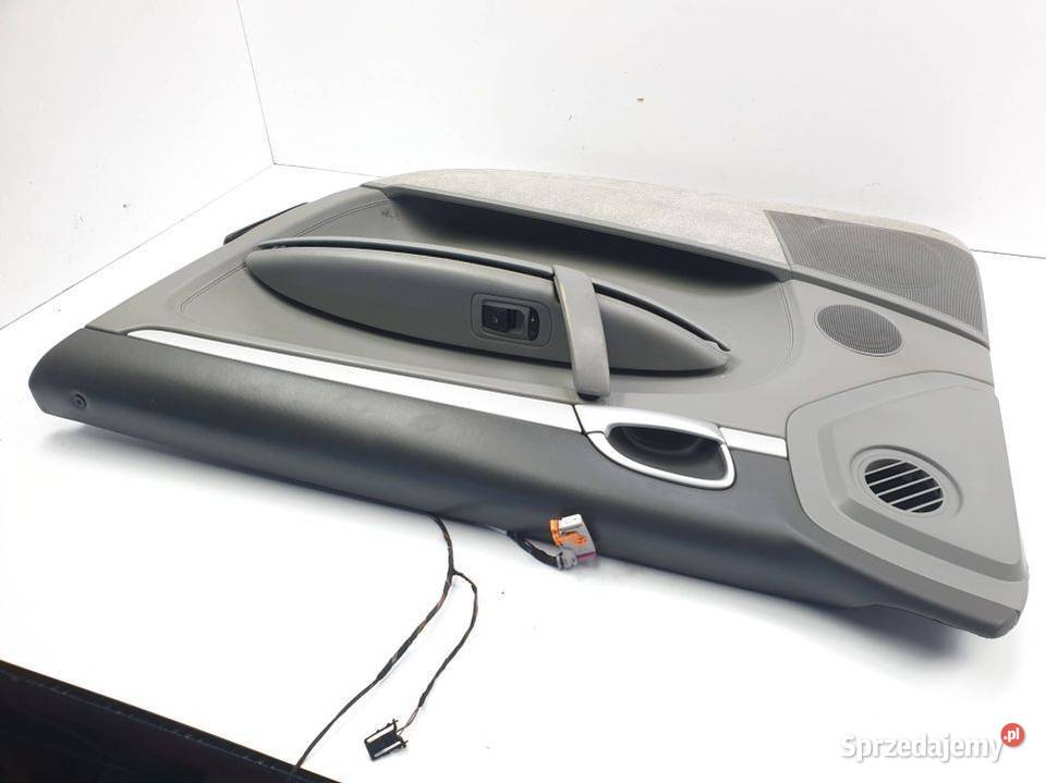 TAPICERKA PORSCHE CAYENNE I DRZWI PRAWE PRZÓD Pozostałe Lipno