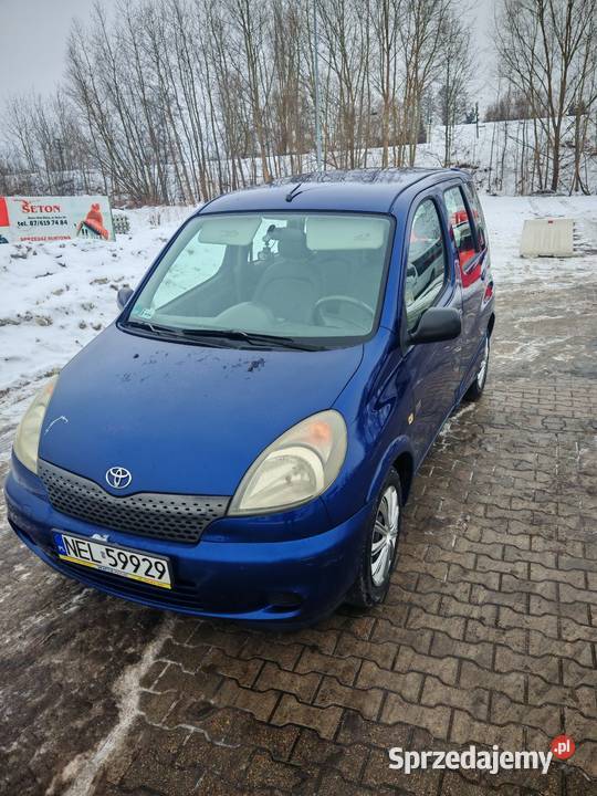 Toyota Yaris Verso 13 Benzyna 1999 r Idealne poduszka powietrzna Yaris Verso warmińsko-mazurskie sprzedam