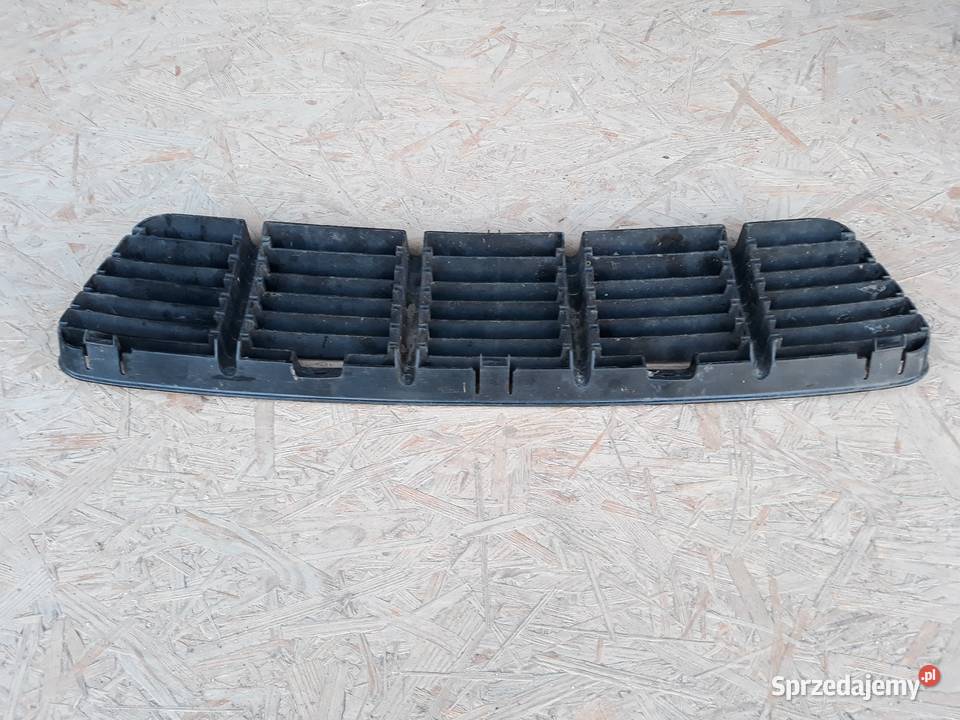 VW POLO 3 III KRATKA ŚRODKOWA ZDERZAKA PRZÓD Międzychód