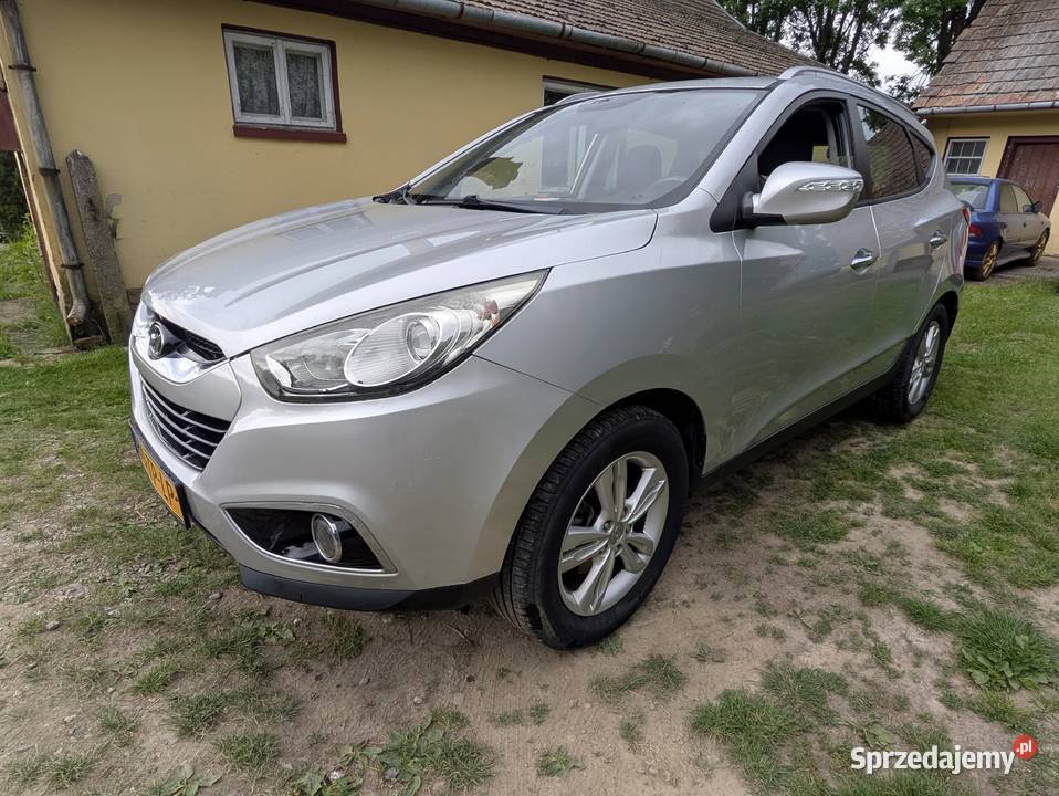 Hyundai ix35 2010 benzyna 20 MPI 163 Półskóry Rok produkcji 2010 sprzedam