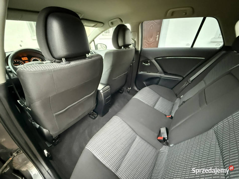 Toyota Avensis 18 147 111 Serwis ASO Ocice