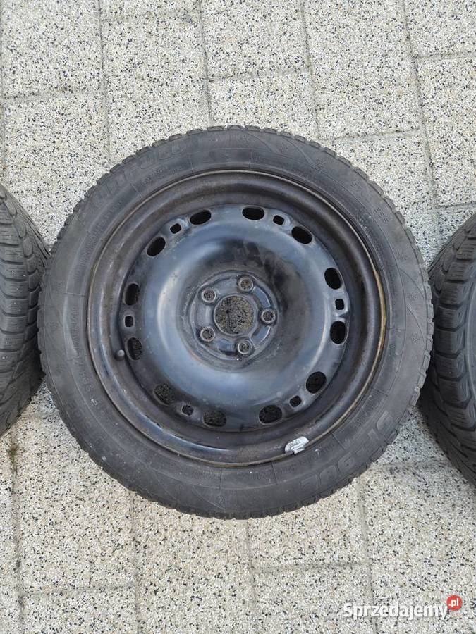 Sprzedam koła stalowe skoda vw 15 z oponami Wałbrzych