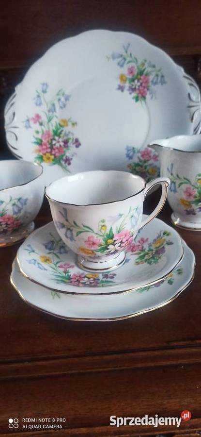 Serwis Queen Anne Old Country Spray Made in Gdańsk sprzedam