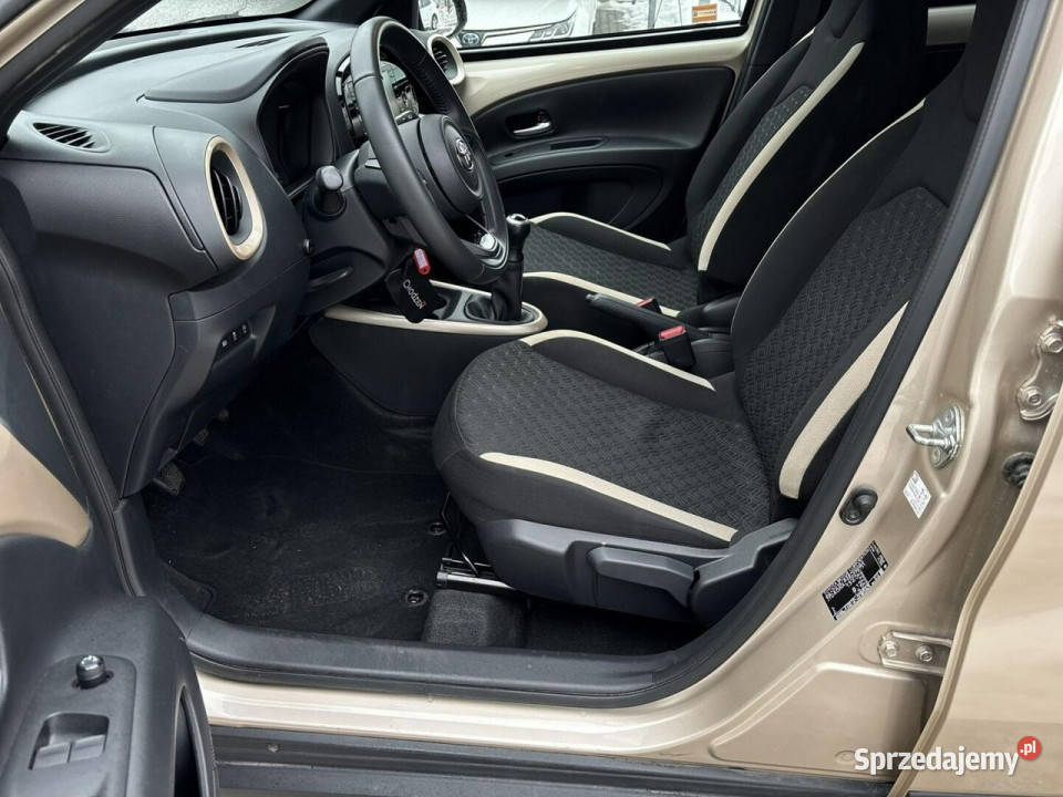 Toyota Aygo X 10 VVTi 72 STYLE salon Polska Warszawa