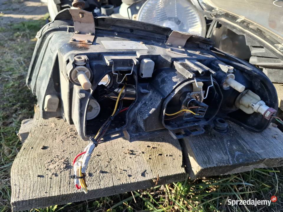 Lampa Prawa Przód Audi A4 B5 Lift Wisznice