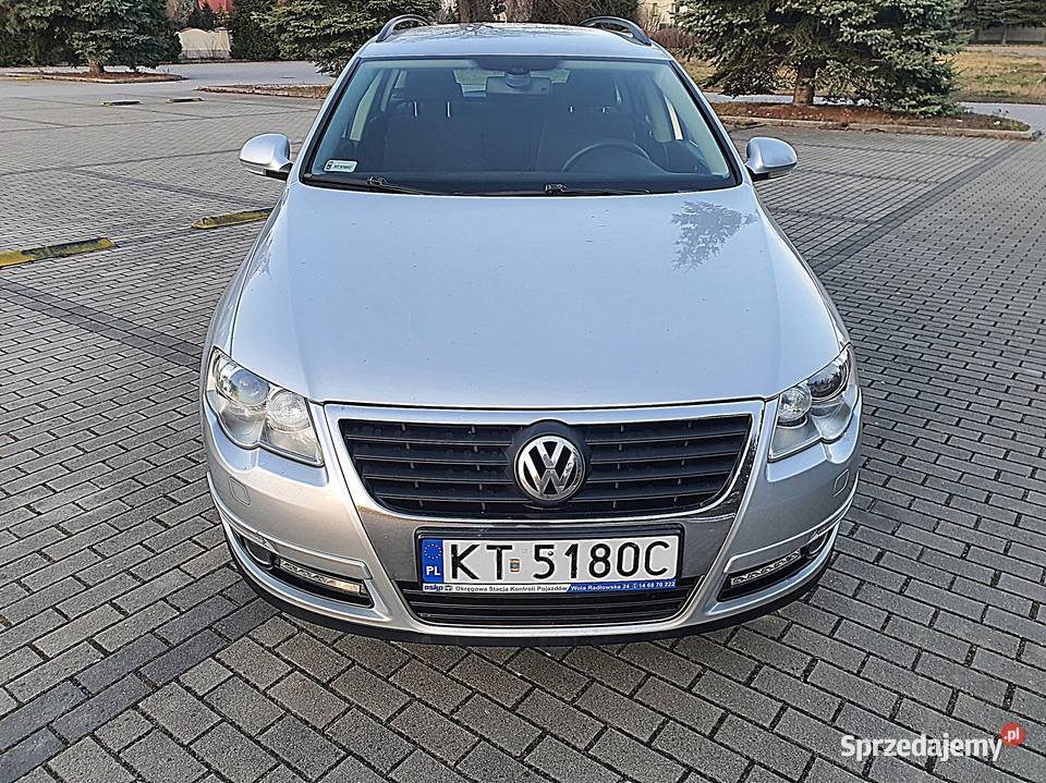 Volkswagen Passat kombi 2010 diesel czujnik parkowania