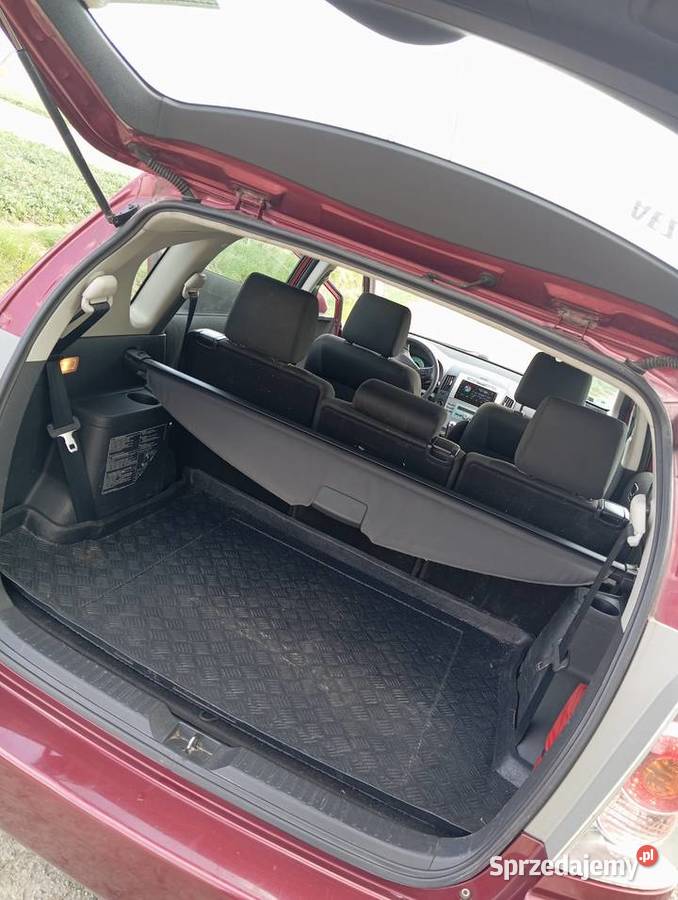 Toyota Corolla Verso 18 7 osobowa 1794cm3 Zarzecze sprzedam