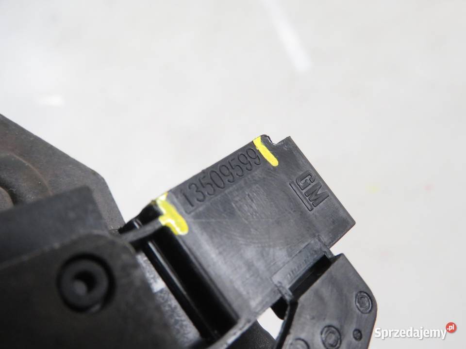 ZAMEK KLAPY OPEL ASTRA V K Sports Tourer osobowe