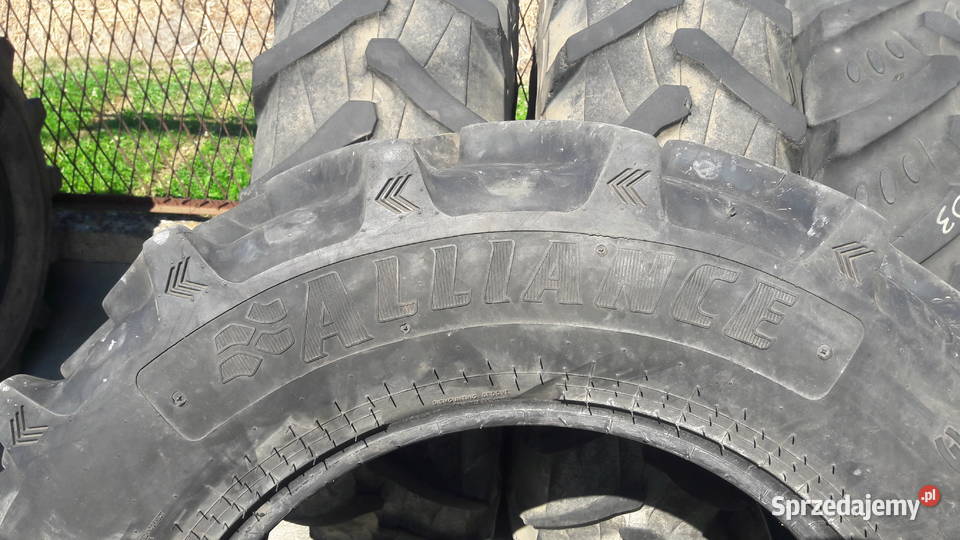 Opony 36070 r24 Allianz