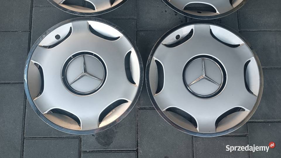 Komplet kołpaków Mercedes R15