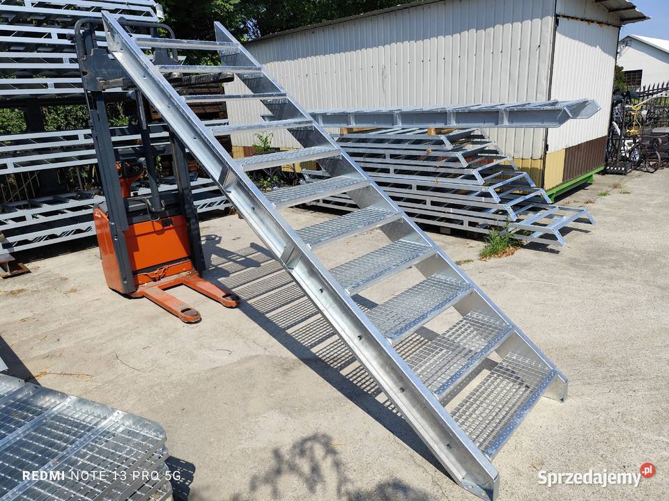 Schody metalowe wema wejście na 225 11 stopni Elżbieta