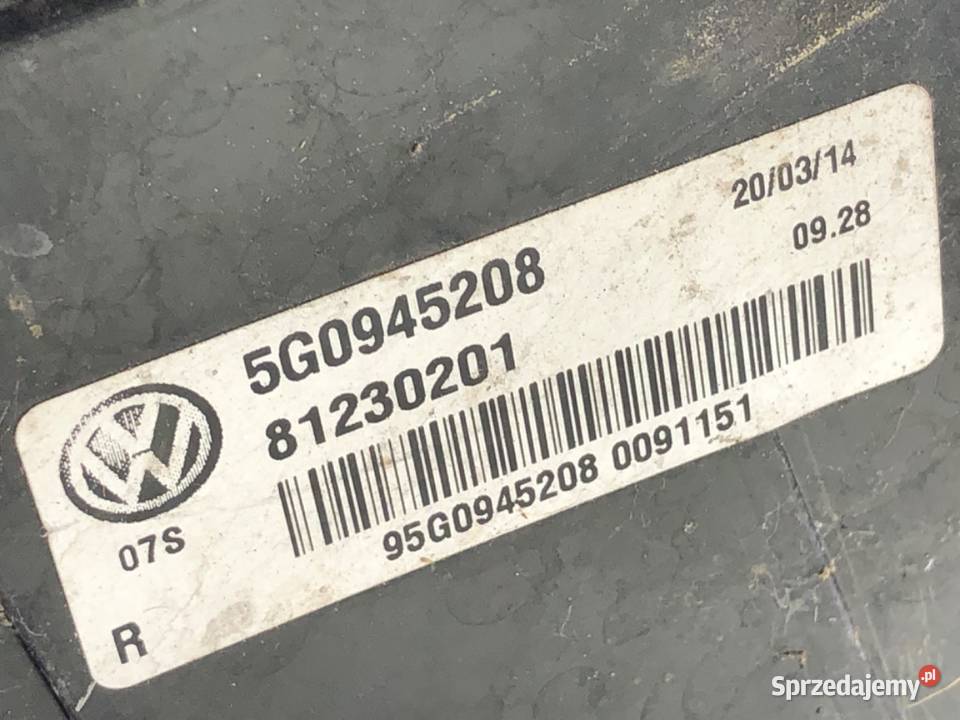 LAMPA PRAWY TYŁ VW GOLF VII 5G0945208 Hatchback