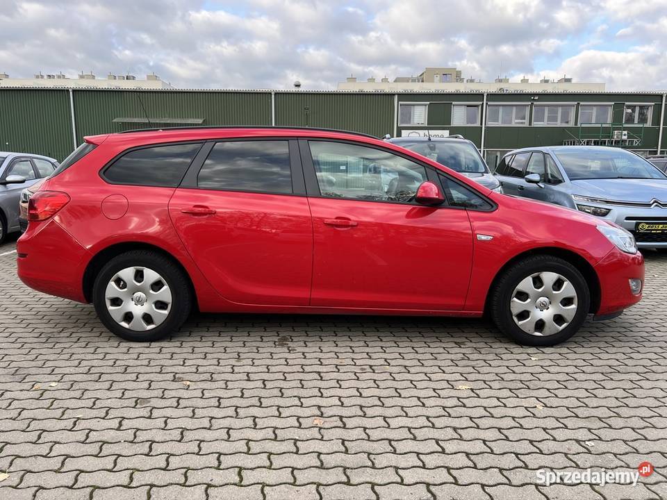 Opel Astra 2011 Warszawa sprzedam