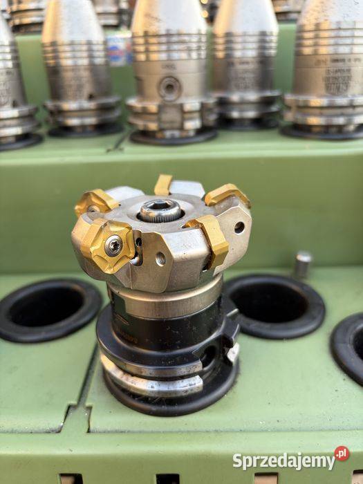 Frez czołowy 75 mm z płytkami SK40 DIN 69871 Tuliszków