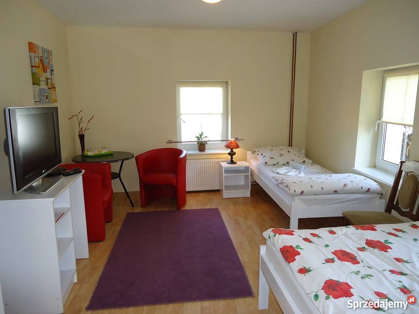 NIERUCHOMOŚĆ KOMERCYJNA HOTEL Z RESTAURACJĄ dojazd asfaltowy Białogard