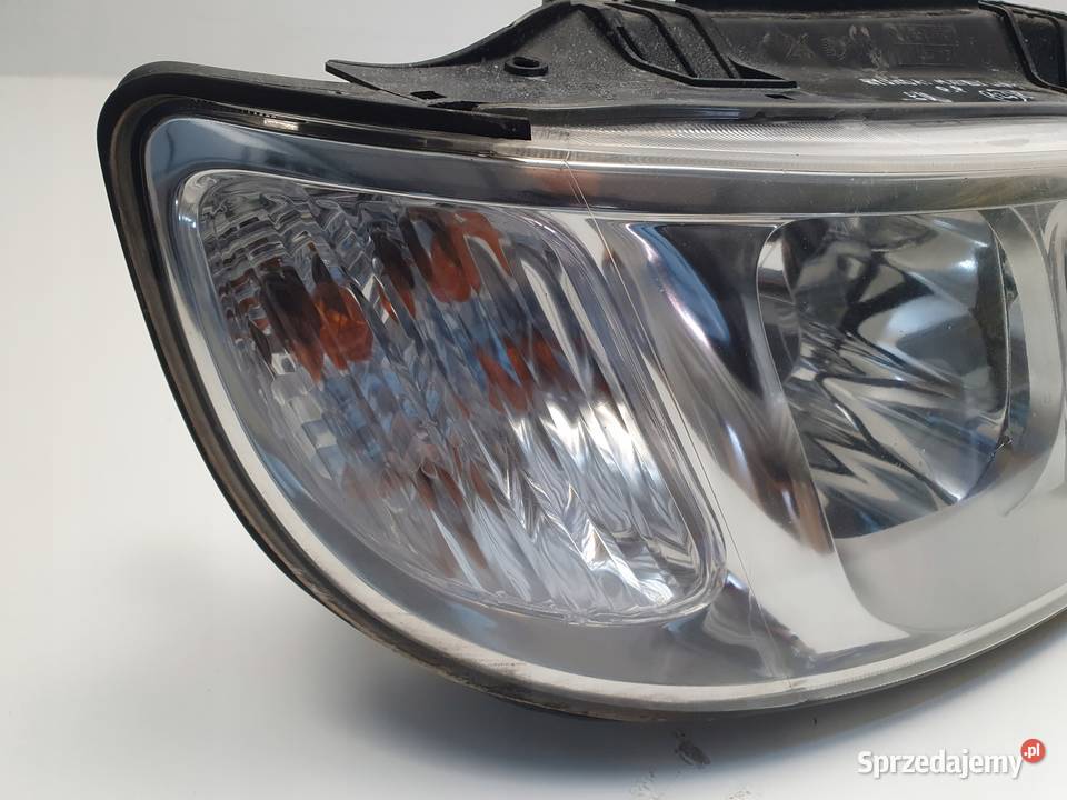 LAMPA PRAWA Hyundai Matrix lift 0508r PRZEDNIA Lampy przednie