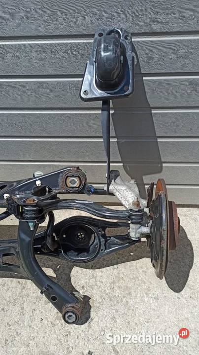 AUDI Q3 83A ZAWIESZENIE BELKA TYŁ 3Q0505235AC osobowe Motoryzacja