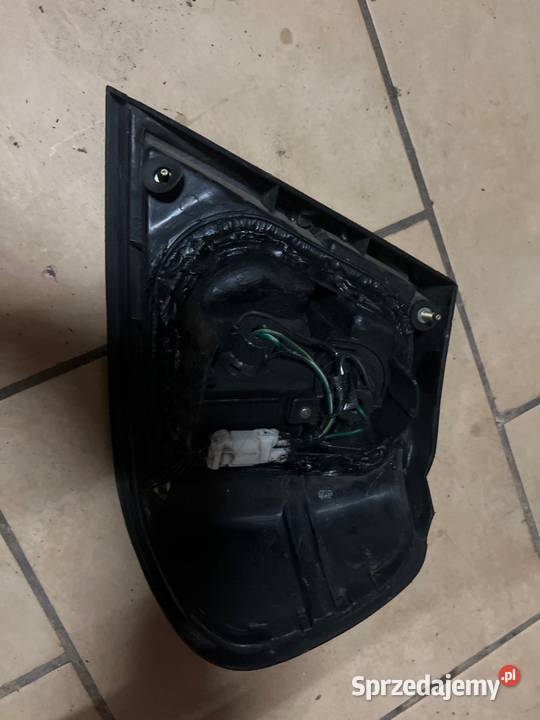 Lampa tyl lewa nissan almera Margonin