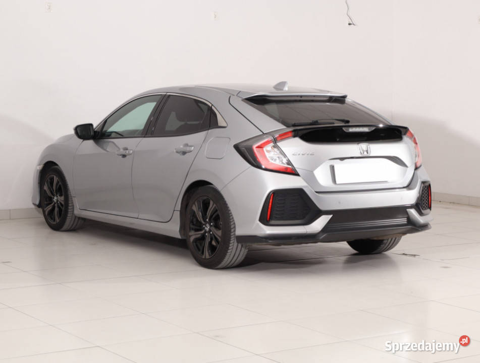 Honda Civic 10 VTEC Turbo nieuszkodzony