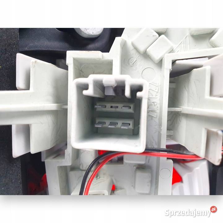 LAMPA PRAWA Volvo S60 II 20102013r prawy tył lubelskie Chełm sprzedam