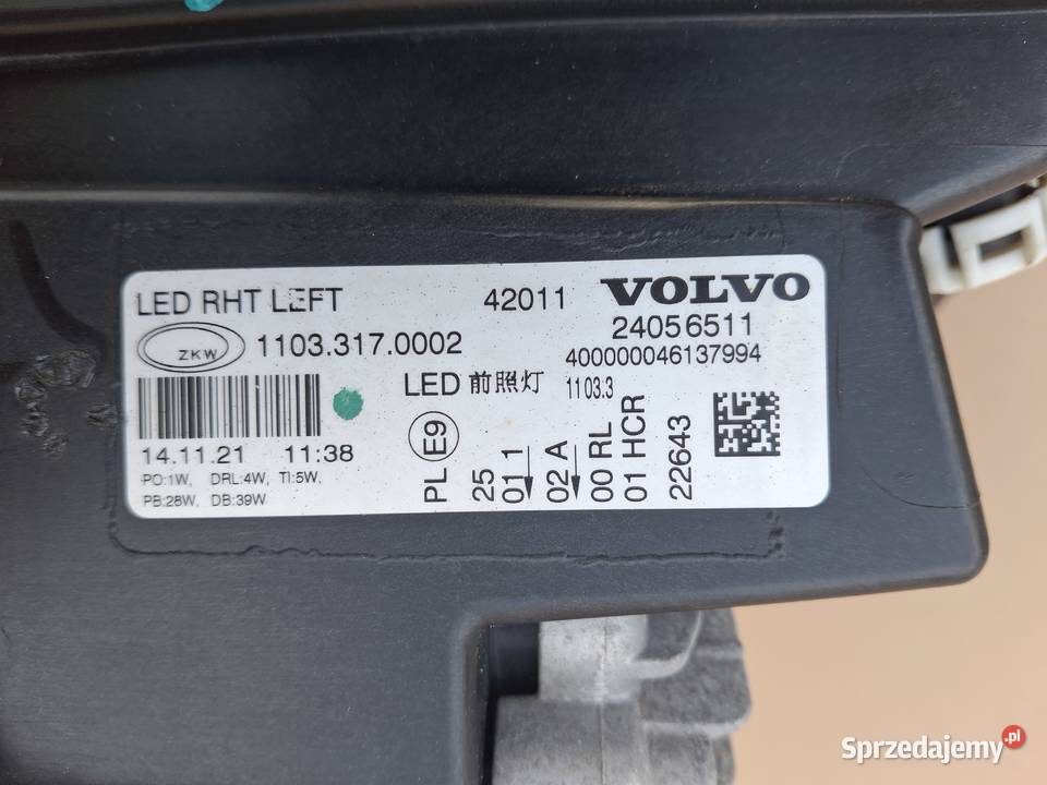 VOLVO FH5 FH 5 REFLEKTOR LEWY FULL LED LAMPA Bieleń