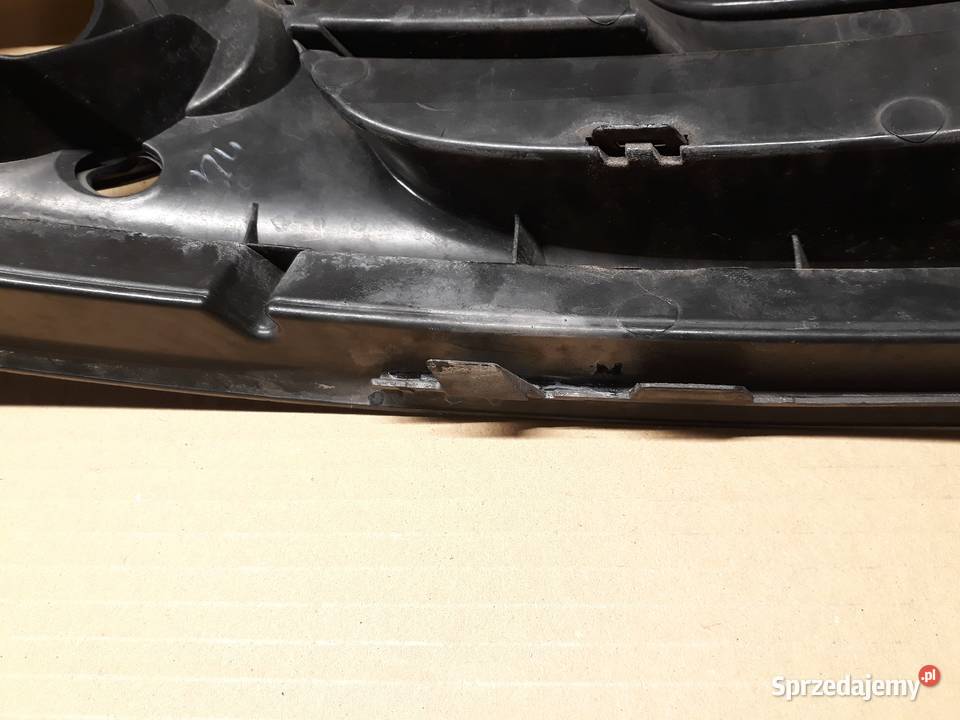 AUDI Q5 8R0 LIFT KRATKA LEWA ZDERZAKA PRZÓD osobowe Międzychód sprzedam