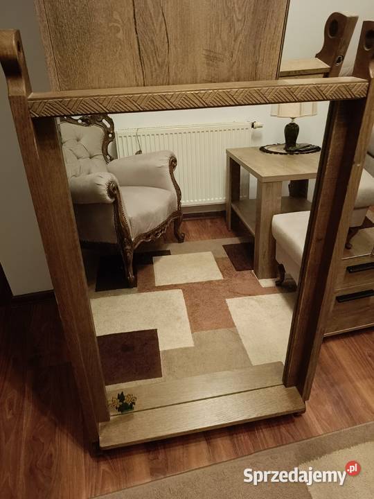 Duże lustro w starej dębowej ramie Lipno