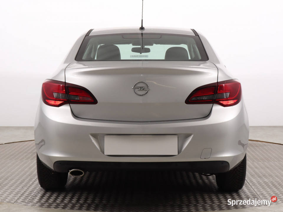 Opel Astra 14 T bluetooth Astra Katowice sprzedam
