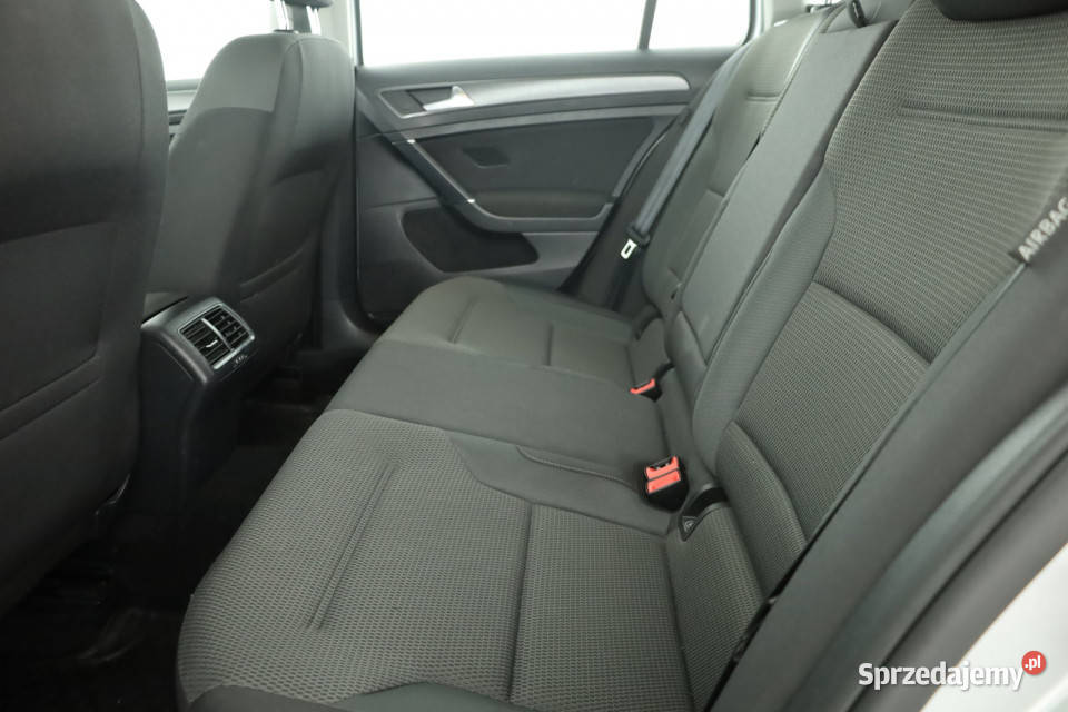 VW Golf 15 TSI srebrny Piaseczno