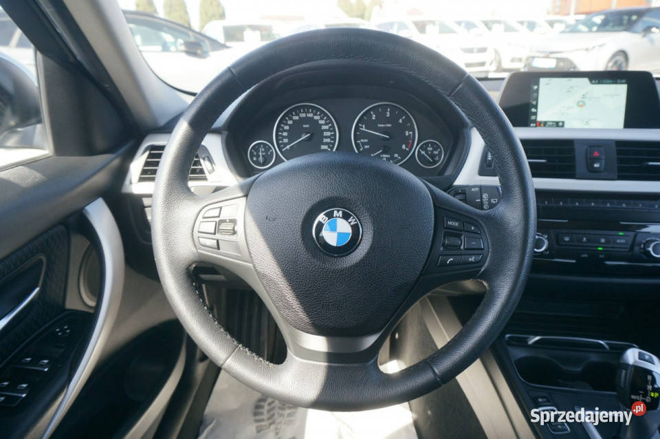 BMW 320 F31 320d 190 xDrive Advantage Salon komputer pokładowy Poznań
