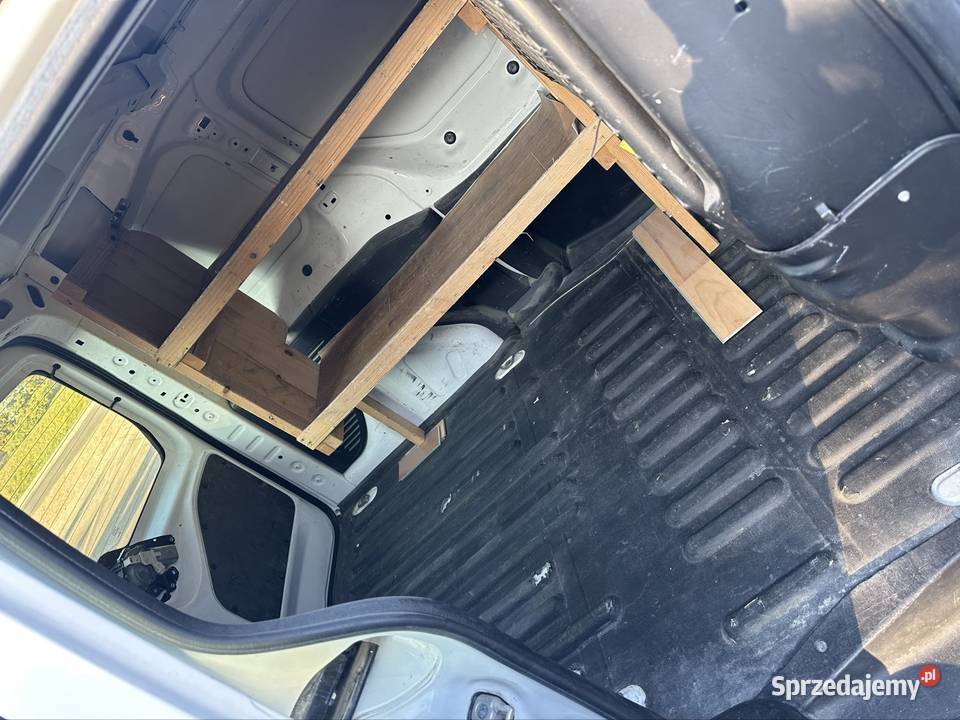 Peugeot partner 16 HDI 2011r manualna Słotowa