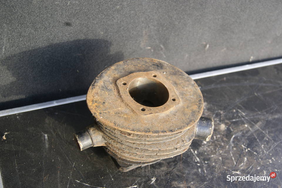 CYLINDER TŁOK VICTORIA 125 KR TRIUMPH 125 ILO Silniki i osprzęt