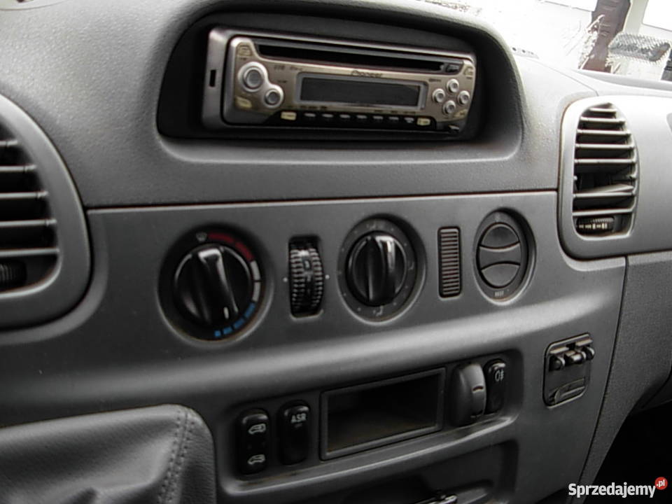 MERCEDES SPRINTER 413 CDI MAXI 6 OSOBOWY KLIMA 2200cm3 Częstochowa