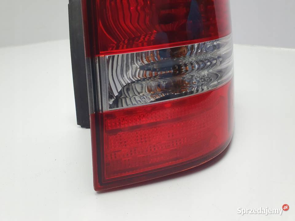 LAMPA PRAWA Fiat Stilo kombi 0107r TYLNA prawy Rudka