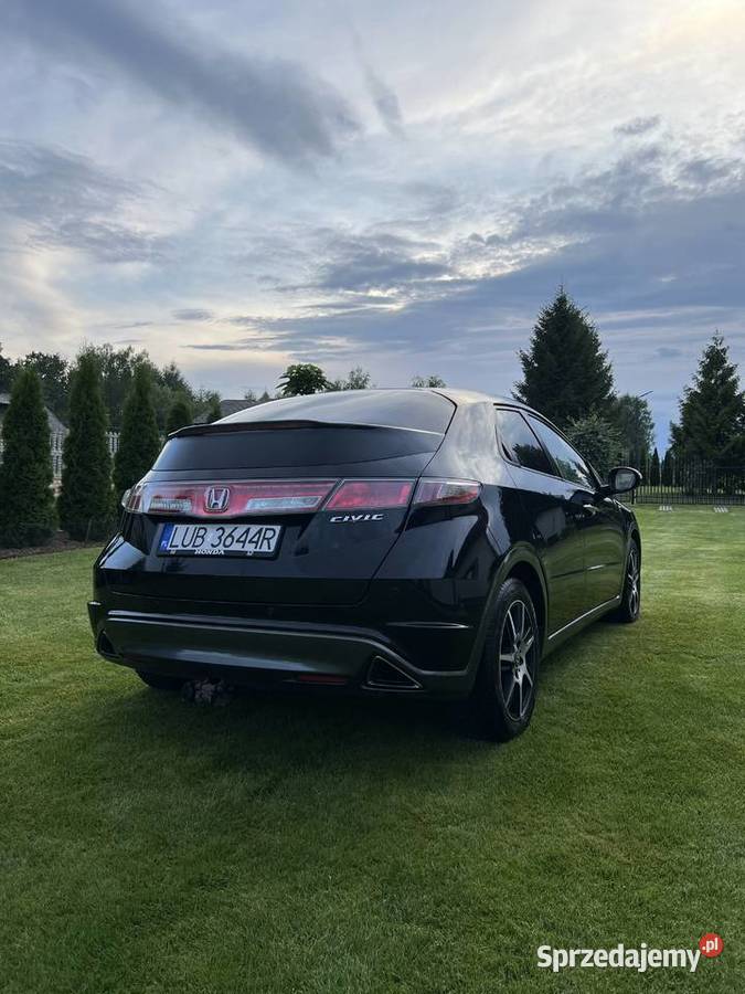 Honda Civic 18 niski przebieg Rok produkcji 2009 sprzedam