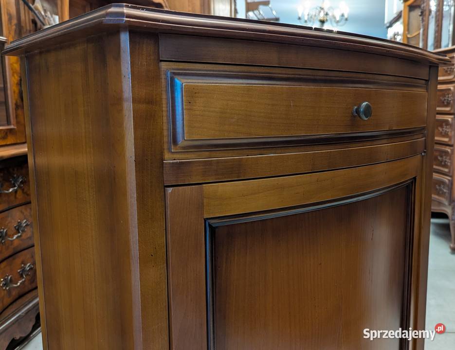 Piękna komodaszafka orzechsklep Dąbrowa Górnicza