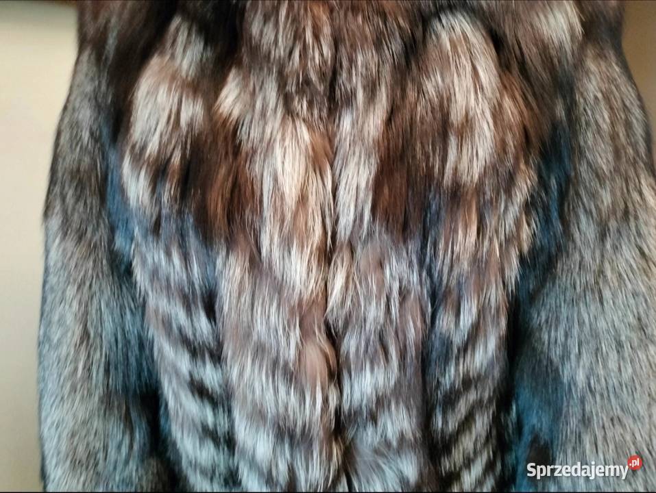 Futro naturalne lis srebrny