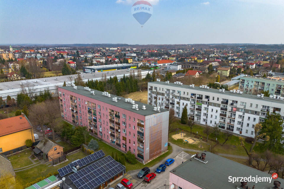 2 pokoje z balkonem os Wyszyńskiego Kęty piwnica