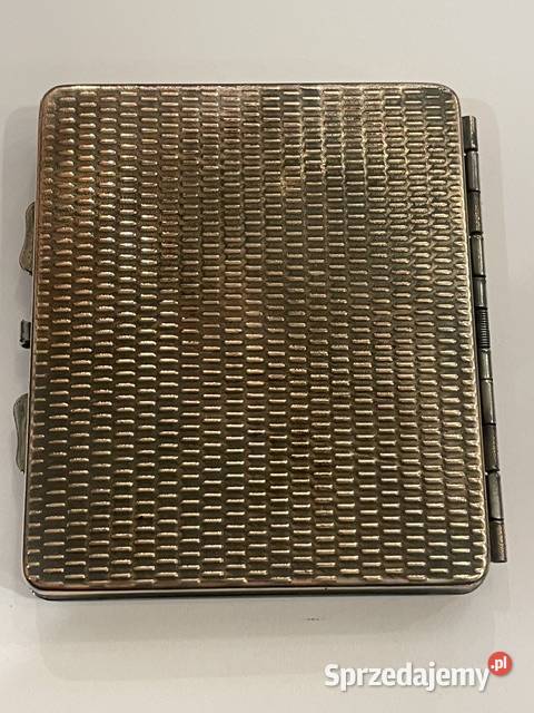 Niemiecka papierośnica z okresu III Rzeszy hełm Kraków