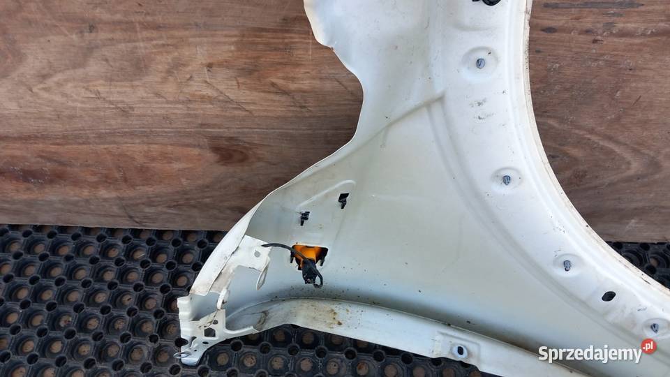 MINI COOPER R56 BŁOTNIK PRZÓD LEWY 8500 Zbierkowo