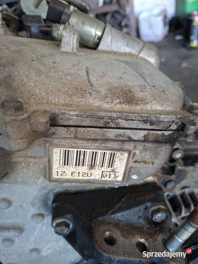 Silnik Toyota AURIS I 16 benzyna osobowe Części samochodowe Mniów