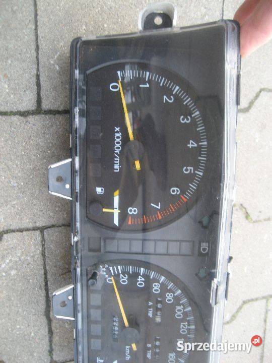 mitsubishi galant e30 8892r 20 benzyna licznik Rakoniewice