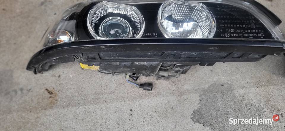 Sprzedam lampy bmw e39 xenon Narol