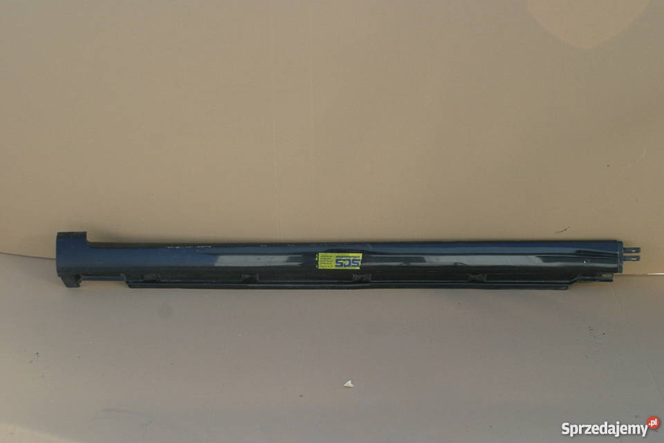 VW PASSAT B7 LISTWA NAKŁADKA PROGU LEWA osobowe Bieleń sprzedam