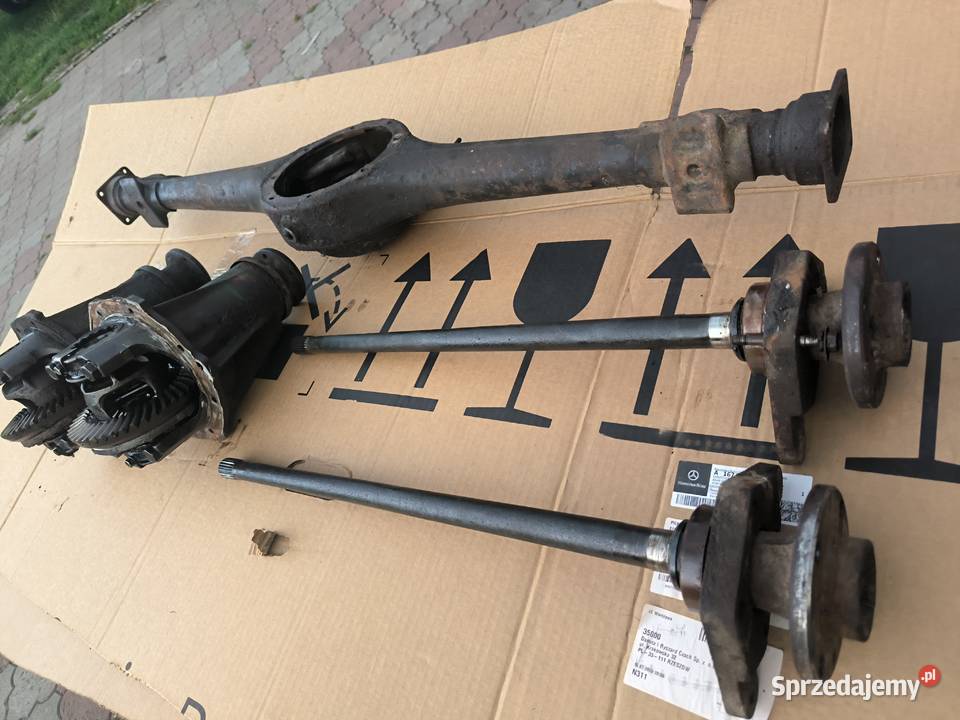 Fiat 125p most Jugol 68 72 73 87główka półoś Rok produkcji 1977 Stalowa Wola