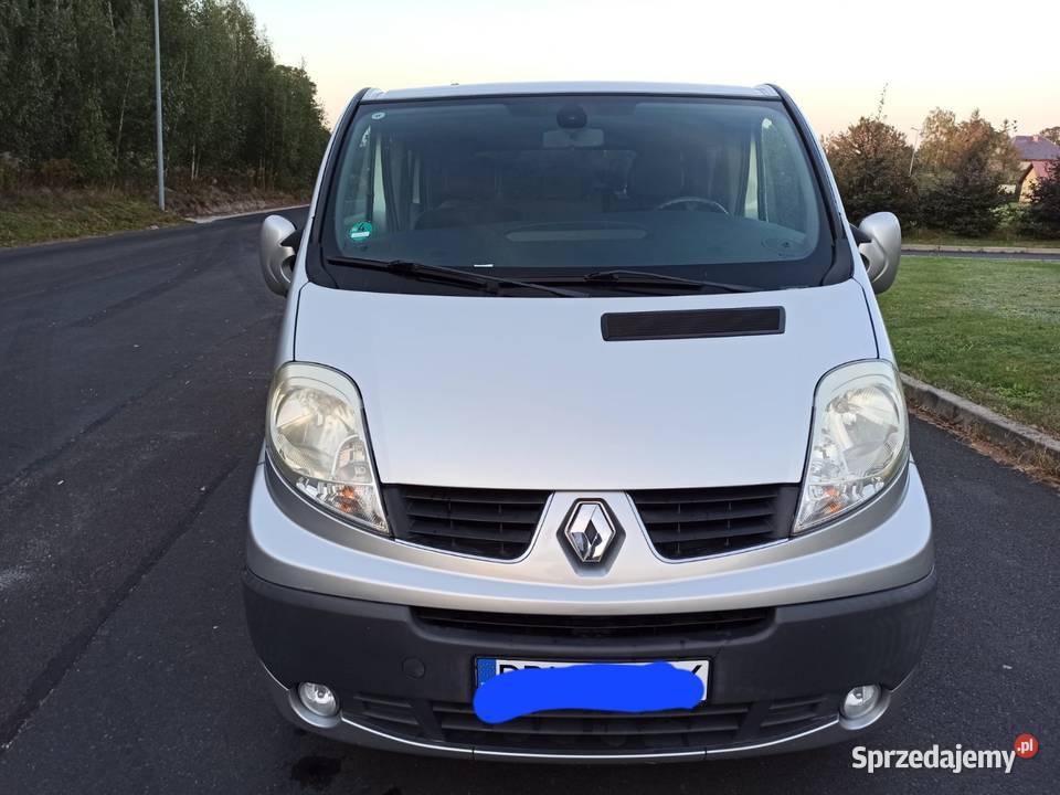 Renault TRAFIC 20 dCi 8 osobowy zarejestrowany w Bolesławiec