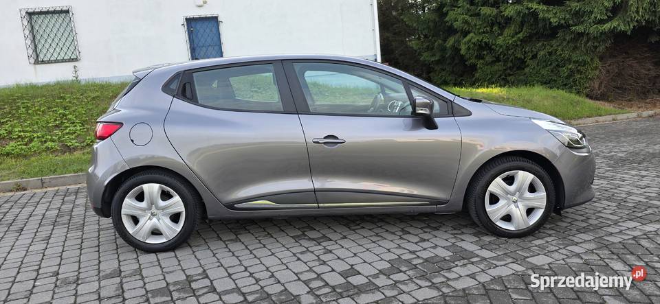Renault Clio IVLEDNAVItablet lakier metallic Samochody osobowe Wadowice