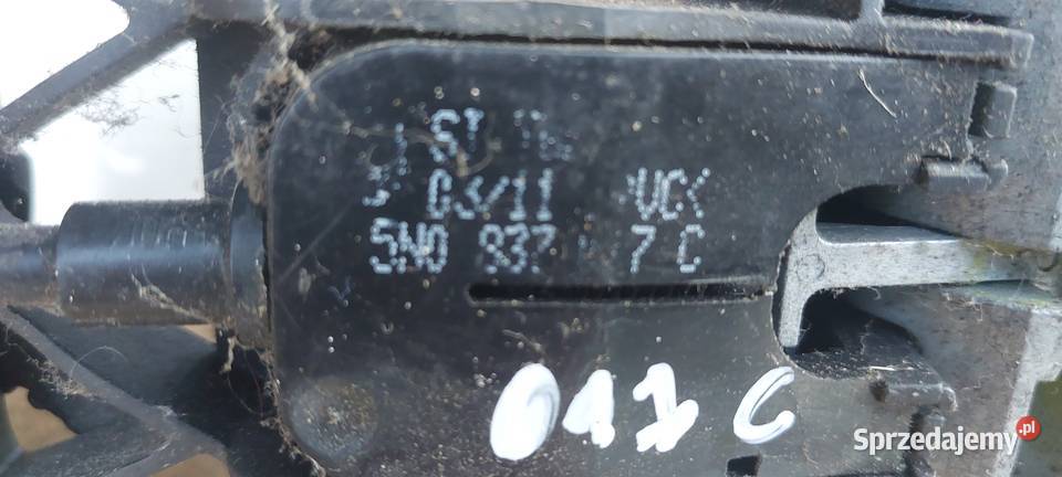 Klamka drzwi lewy przód VW JETTA 5N0837017C LB9A Szczecin
