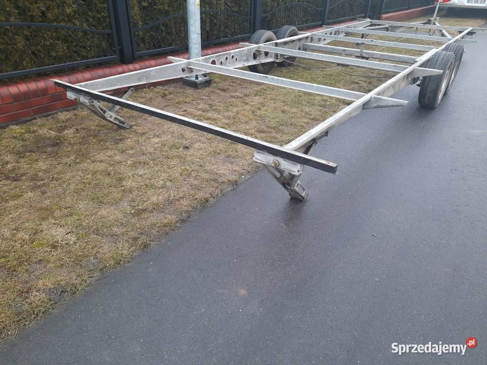 Podwozie rama z przyczepy kempingowej Skokowa